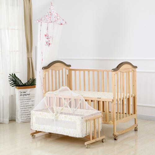 Multifunctional Solid Wood Newborn Baby Crib wholesale