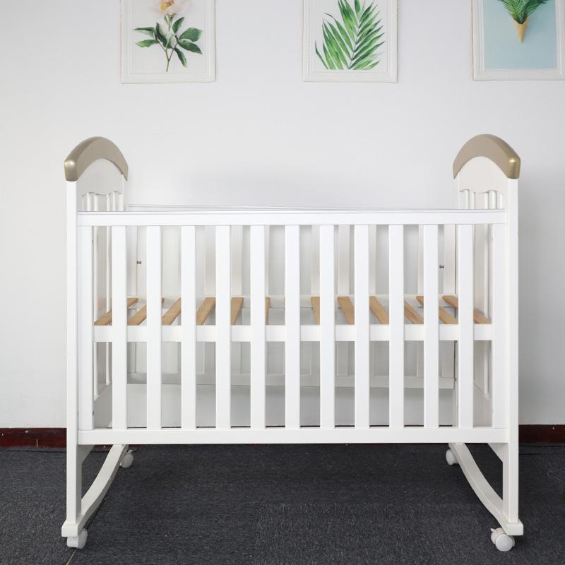 Movable baby wood bed for newborn